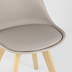 Стул с основой из пластика и мягким сиденьем Arvika Beige варинант исполнения - 7 | Loft Concept в Липецке