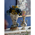 Ваза белого цвета из фарфора с цветочным рисунком и бронзовыми ручками с фигурками птиц Eden Garden porcelain and bronze варинант исполнения - 6 | Loft Concept в Липецке