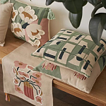 Подушка декоративная зеленого цвета с геометрическим рисунком Divine Abstractions варинант исполнения - 7 | Loft Concept в Липецке