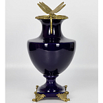 Ваза темно-синего цвета из фарфора с бронзовыми стрекозами Eden Garden porcelain and bronze варинант исполнения - 1 | Loft Concept в Липецке
