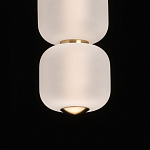 Подвесной светильник с 3-мя округлыми матовыми плафонами из белого стекла Golden Swirl варинант исполнения - 7 | Loft Concept в Липецке