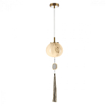 Подвесной светильник с шарообразным плафоном из белого стекла с подвеской из камня и кисточкой Agatelle варинант исполнения - 3 | Loft Concept в Липецке