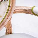 Стул с подлокотниками золотистый из бука с изображением птиц и цветов Blooming Red Birds варинант исполнения - 2 | Loft Concept в Липецке