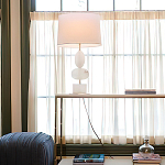 Настольная лампа на фигурном мраморном основании Conundrum варинант исполнения - 5 | Loft Concept в Липецке