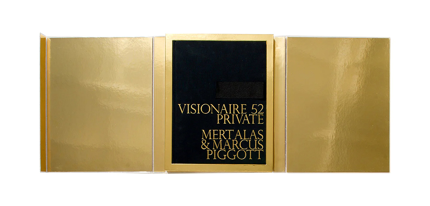 Книга VISIONAIRE 52 PRIVATE LOUIS VUITTON Книга VISIONAIRE 52 PRIVATE LOUIS VUITTON - Loft-Concept в Липецке
