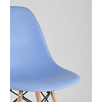 Пластиковый стул на ножках из массива бука Eames Blue варинант исполнения - 2 | Loft Concept в Липецке
