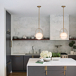 Подвесной светильник с белым плафоном в форме шара в арочной подвеске Hinkley варинант исполнения - 19 | Loft Concept в Липецке