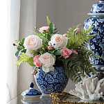 Ваза округлой формы с синей росписью и цветочным узором Blue & White Ornament варинант исполнения - 3 | Loft Concept в Липецке