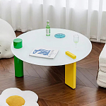 Дизайнерский журнальный стол с круглой белой столешницей на 3-х геометрических ножках Tajefox варинант исполнения - 1 | Loft Concept в Липецке