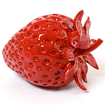 Декоративная статуэтка в виде клубники Strawberry Figurine варинант исполнения - 2 | Loft Concept в Липецке