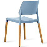 Пластиковый стул на ножках из массива бука Ferret Blue варинант исполнения - 7 | Loft Concept в Липецке