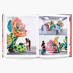 Книга по искусству Yayoi Kusama: I Spend Each Day Embracing Flowers варинант исполнения - 10 | Loft Concept в Липецке