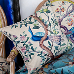 Подушка декоративная с изображением птицы в саду Beige Chinoiserie Blue Bird in the Garden Cushion варинант исполнения - 2 | Loft Concept в Липецке