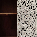 Шкаф с орнаментом ручная резьба из дерева Indian Antique Furniture  варинант исполнения - 3 | Loft Concept в Липецке