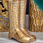 Ваза в форме сапог с рельефной текстурой и ручками Vase Boot варинант исполнения - 4 | Loft Concept в Липецке