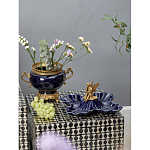 Ваза темно-синяя фарфоровая на бронзовой подставке с ажурным ободком и изогнутыми ручками Eden Garden варинант исполнения - 6 | Loft Concept в Липецке