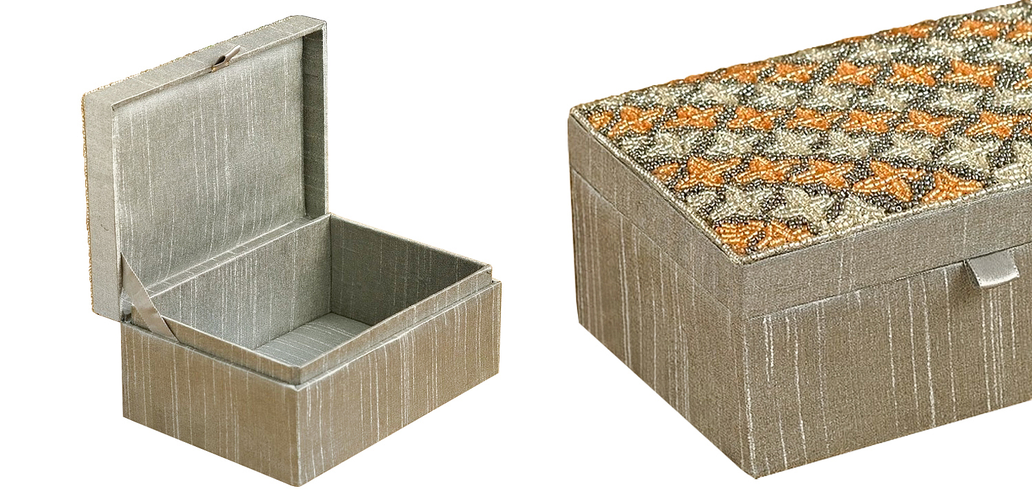 Шкатулка с вышивкой из бисера Sutara Beads Embroidery Box Шкатулка с вышивкой из бисера Sutara Beads Embroidery Box - Loft-Concept в Липецке