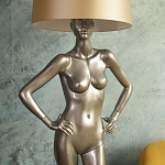 Лампа MANNEQUIN LAMP с абажуром руки на талии варинант исполнения - 8 | Loft Concept в Липецке