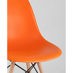 Пластиковый стул на ножках из массива бука Eames Orange варинант исполнения - 2 | Loft Concept в Липецке