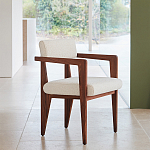 Кресло обеденное Alcove White Boucle из массива ореха варинант исполнения - 8 | Loft Concept в Липецке