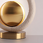 Настольная лампа с бежевым текстурным кольцом и латунным шаром в центре Tactile   варинант исполнения - 7 | Loft Concept в Липецке
