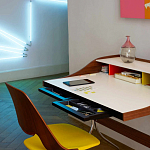 Письменный стол с 2-мя чёрными выдвижными ящиками и нишей с цветными разделителями Ballan варинант исполнения - 6 | Loft Concept в Липецке