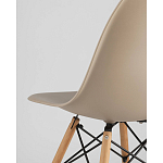 Пластиковый стул на ножках из массива бука Eames Beige варинант исполнения - 3 | Loft Concept в Липецке