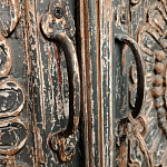 Индийский шкаф с орнаментом резьба из дерева Indian Antique Furniture  варинант исполнения - 5 | Loft Concept в Липецке