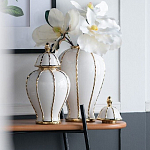 Ваза с золотыми полосами на белом фоне Chinoiserie Ceramics варинант исполнения - 2 | Loft Concept в Липецке