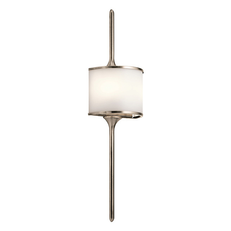 Бра вертикальное с белым полукруглым плафоном и длинным стержнем L Kichler Хром Белый Латунь Серебряный в Липецке | Loft Concept 