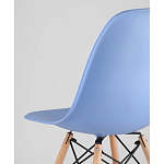 Пластиковый стул на ножках из массива бука Eames Blue варинант исполнения - 3 | Loft Concept в Липецке