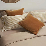 Чехол на подушку горчичного цвета с бахромой и объемным узором Ethnic mix варинант исполнения - 7 | Loft Concept в Липецке