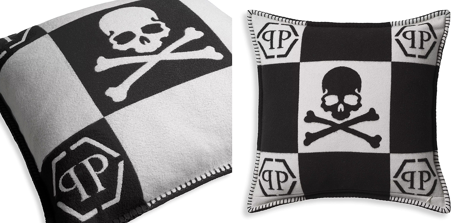 Подушка Philipp Plein Cushion Cashmere Skull 45 x 45 Black Подушка Philipp Plein Cushion Cashmere Skull 45 x 45 Black - Loft-Concept в Липецке