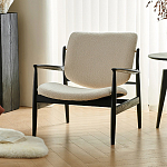 Кресло с каркасом и ножками из древесины и мягкими сиденьем и спинкой Venice варинант исполнения - 3 | Loft Concept в Липецке