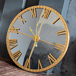 Часы настенные зеркальные с золотым металлическим циферблатом Mirror Tower Clock варинант исполнения - 4 | Loft Concept в Липецке