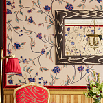 Обои с вышивкой ручной работы Flora Catherine colourway on Liso Pearl wool sateen варинант исполнения - 2 | Loft Concept в Липецке