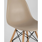 Пластиковый стул на ножках из массива бука Eames Beige варинант исполнения - 2 | Loft Concept в Липецке