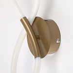 Бра с белым плафоном в форме восьмерки и круглым основанием Luke Lampco Tracer Lamp варинант исполнения - 4 | Loft Concept в Липецке