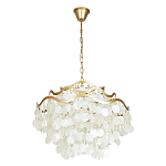 Люстра подвесная с белыми перламутровыми подвесками и изогнутыми золотистыми элементами Диаметр 60 см SHELL Chandelier варинант исполнения - 1 | Loft Concept в Липецке