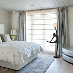 Торшер черная статуэтка Девушка Girl Carries Light Balls варинант исполнения - 3 | Loft Concept в Липецке