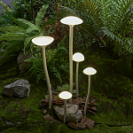 Уличный светильник с пятью матовыми плафонами в форме грибов на высоких изогнутых ножках Mushroom Shape варинант исполнения - 1 | Loft Concept в Липецке