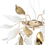 Люстра подвесная с белыми матовыми и золотыми глянцевыми листьями Wintery flovers варинант исполнения - 3 | Loft Concept в Липецке