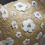 Статуэтка курица с белым цветочным узором и металлическими ножками Rustic Chicken варинант исполнения - 2 | Loft Concept в Липецке