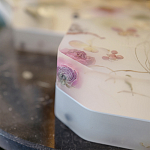 Шкатулка из эпоксидной смолы с цветами белая Epoxy Resin Square Box White варинант исполнения - 6 | Loft Concept в Липецке