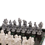Шахматы Русские сказки с доской из натурального камня Змеевик Decorative Thematic Chess варинант исполнения - 2 | Loft Concept в Липецке