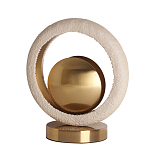 Настольная лампа с бежевым текстурным кольцом и латунным шаром в центре Tactile   варинант исполнения - 1 | Loft Concept в Липецке