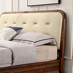Кровать двуспальная с каркасом из дерева и мягким изголовьем Moon Walnut Bed варинант исполнения - 2 | Loft Concept в Липецке