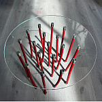 Дизайнерский журнальный стол с круглой прозрачной столешницей и основанием в виде красных металлических тросов Wires варинант исполнения - 1 | Loft Concept в Липецке