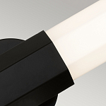 Бра для ванных комнат вертикальное с длинным белым матовым плафоном в форме шестиугольника на круглом основании Hinkley варинант исполнения - 17 | Loft Concept в Липецке