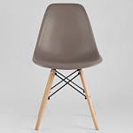 Пластиковый стул на ножках из массива бука Eames Cappuccino варинант исполнения - 3 | Loft Concept в Липецке